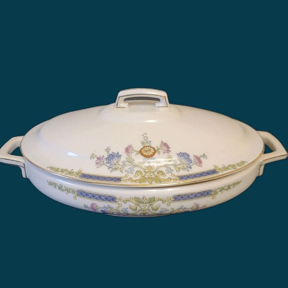 Hutschenreuther Selb HUT6 Floral &‎ Swag Oval Covered Vegetable Dish 1920's